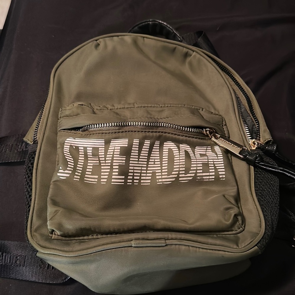 SMALL BACKPACK STEVE MADDEN